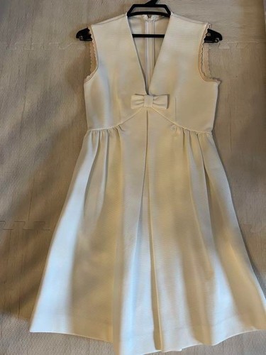 Abito donna Miu Miu taglia gratis indossato delicatamente design elegante GIAPPONE