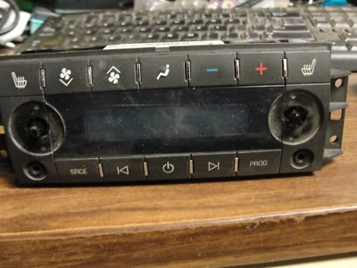 2007-14,Cadillac,Escalade,Rear,Radio,,Heater,Control,Switch,15106146,1 knob gone - Image 1 of 4