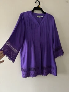 Collections Etc Pintuck Lace Trim Button Down Tunic Blouse Size M casual party - Picture 1 of 12