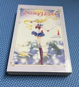 Sailor Moon 1 (Naoko Takeuchi Collection) Paperback - Picture 1 of 8
