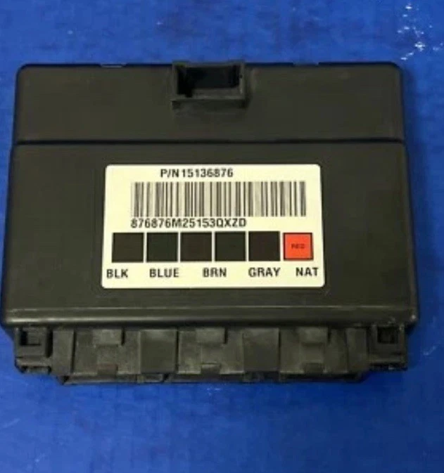 03-06  VIN PROGRAMMED BODY CONTROL MODULE GM BCM 15136876 - Image 1 of 2