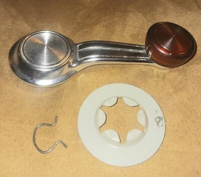 Par de bielas de ventana Oldsmobile Cutlass 442 1968-72 granate - originales Foto 1 de 3