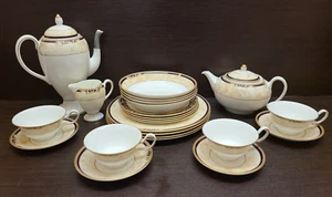 Wedgwood Cornucopia 4x Persona Set Tepot Cafetera Platos Platos Tazón etc. - Imagen 1 de 9