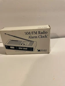 VINTAGE Readers Digest AM / FM Radio Alarm Clock Promo Item NEW OLD STOCK - Imagen 1 de 5
