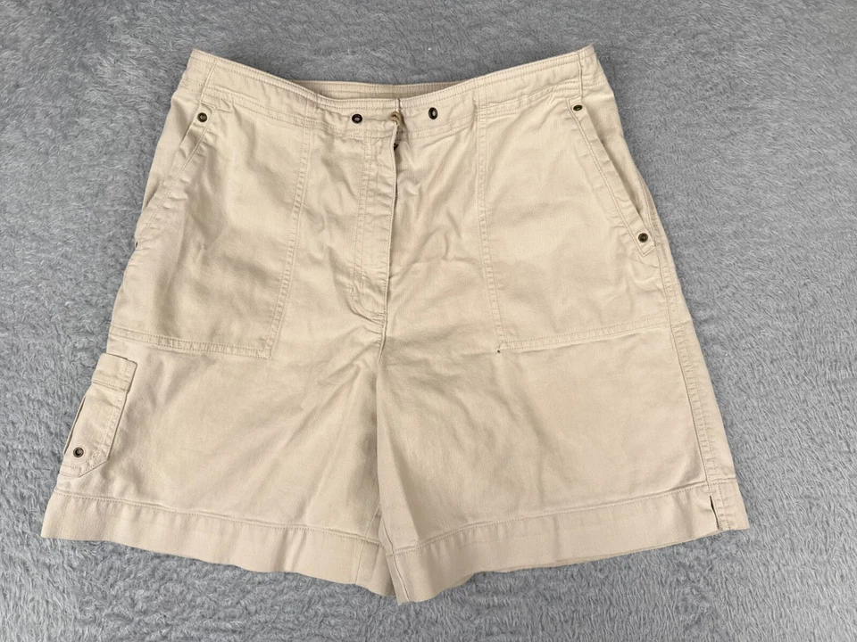 VINTAGE Lauren Ralph Lauren Shorts Womens 8 Beige Cargo LRL 100% Cotton READ ME - Image 1 of 4