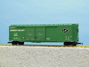 USA Trains G Scale 19315B LEHIGH VALLEY 50' BOXCAR #2 W/AAR DOUBLE DOOR GREEN - Picture 1 of 1