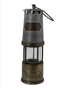 J.H. Naylor Miners’ Safety Lamp SN2241 – 1930s Wigan Steel & Copper Badge - Picture 1 of 10