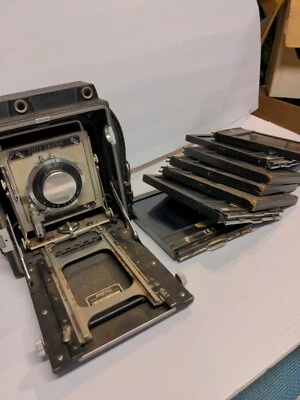 Graflex Speed Graphic 4X5 camera with Kodak Ektar 127mm lens,7 Holders Read!! - Image 1 of 4