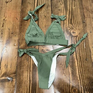 SHEIN Women’s Medium  Bikini Top And Bottom - Green - Picture 1 of 5