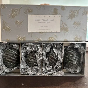 White Barn co. Bath Body Works 4 scented candles set Frosted PineCone sealed - Picture 1 of 8