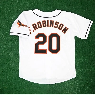 Camiseta blanca Frank Robinson Baltimore Orioles Home para hombre con parche de equipo Foto 1 de 4