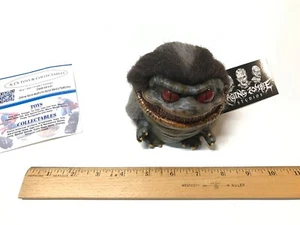 CRITTERS MOVIE PROP REPLICA RARA PUPAZZO COLORE PERSONALIZZATO MINI STUDI ZOMBIE RAGING - Foto 1 di 8