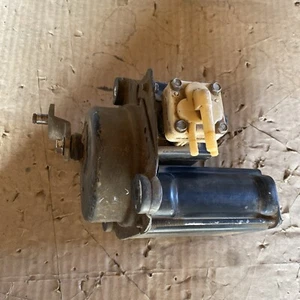 1963-1978 Chevy C10 C20 GMC K1500 Truck Blazer Wiper Motor CORE! - Picture 1 of 7