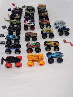 Vintage 1986 Monster Jam Super Chargers Monster truck lot-24 trucks 1/64 Scale - Image 1 of 4