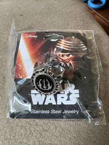 Star Wars Stainless Steel Cameo Ring Size 8 New - Picture 1 of 1