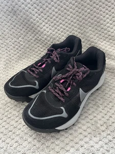 Nike ACG Lowcate Negro Gris Hiper Violeta Talla UK7 EU 41 SIN CAJA - Imagen 1 de 15