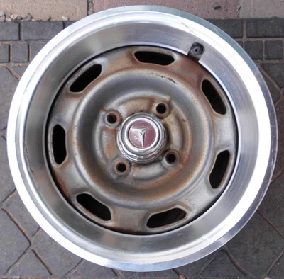 1973-1981 TOYOTA CELICA / COROLLA 14" x 5.5" FACTORY STEEL WHEEL. 4 LUG x 4.5". - Image 1 of 4