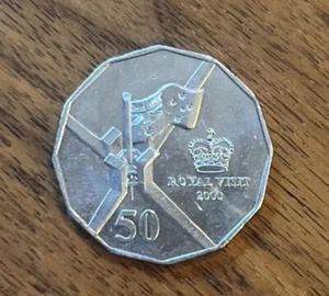 2000 Commemorative “Royal Visit” Fifty-Cent Australian Coin (Lower circulation) - Picture 1 of 3