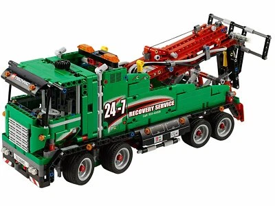 LEGO 42008 Technic Series Service Truck 2-in-1 Rebuild Into A Truck With A Crane - Photo 1/4