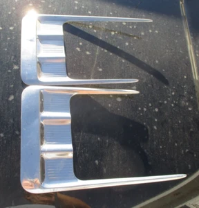 PAIR 1958 CHEVROLET CHEVY IMPALA QUARTER PANEL TRIM PITCHFORKS - Picture 1 of 11