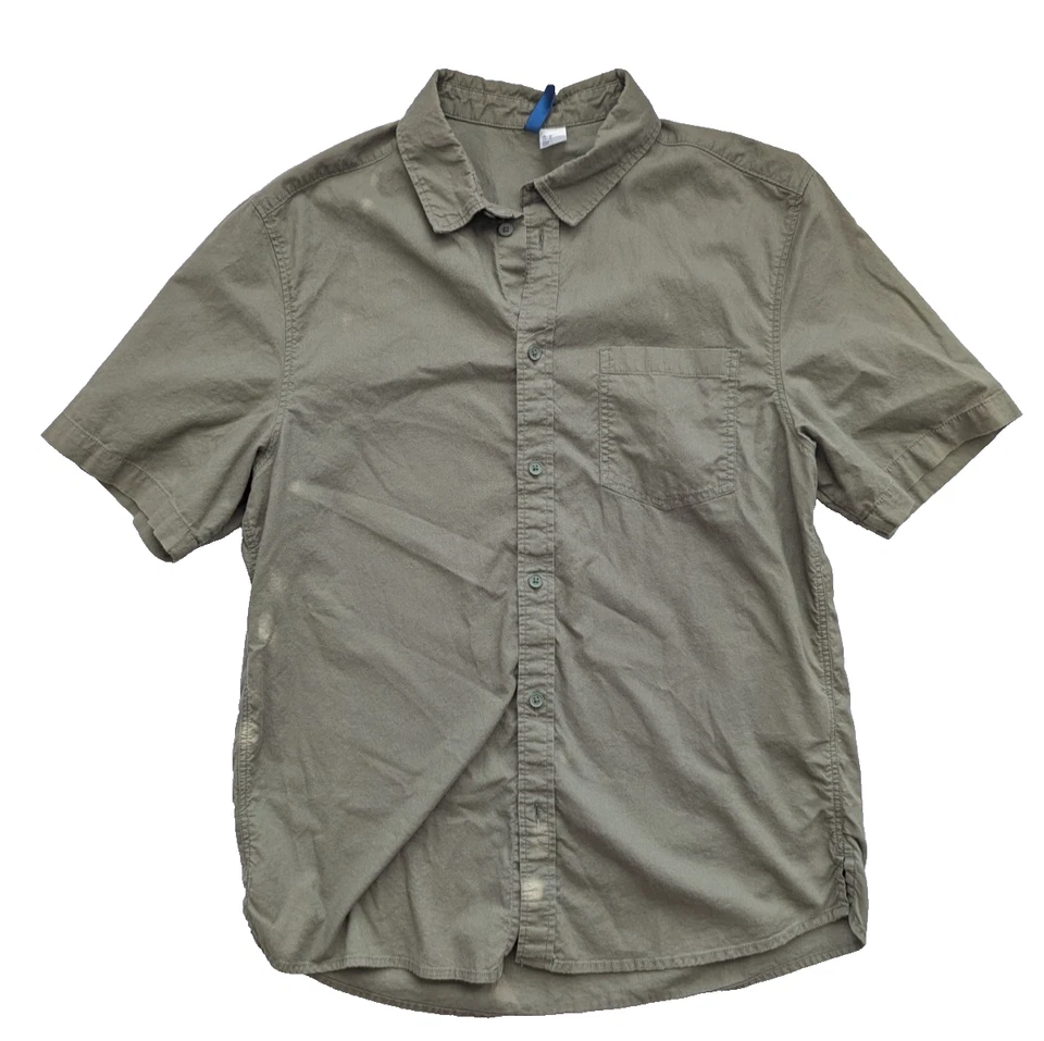 Men's Medium Olive Cotton light weight Button up short sleeve shirt split hem - Image 1 of 2