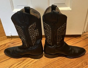 Frye Black Billy Boots Gold Studded Size 8B Women’s - Picture 1 of 10