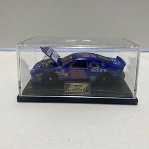 Revell #31 Dale Earnhardt Jr 1:64 Die Cast - Picture 1 of 5