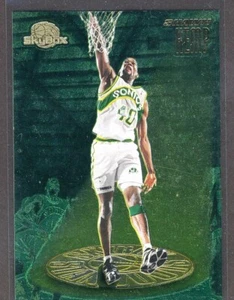 1995-96 SHAWN KEMP SKYBOX PREMIUM Foil STANDOUTS SUPERSONICS - Picture 1 of 1