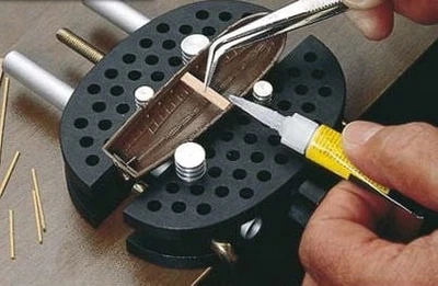 Amati Greiferschraubstock