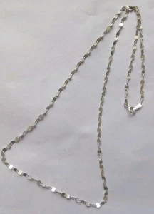 Sterling Silver Pretty Link Necklace 18" 2.6g. R7L - Bild 1 von 3