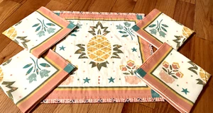 Topper de mesa 14 x 14,5 y 4 servilletas 13,5 con piña - Imagen 1 de 11