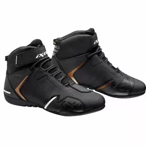 Ixon Zapatos Moto Gambler Wp Dama Impermeables Negro / Oro Mujer Deportivas - Imagen 1 de 2