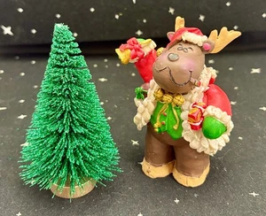 Vintage Rentier verkleidet Weihnachtsmann Jacke & Mütze & Flaschenbürste Baum Harz China 3,75" - Bild 1 von 9