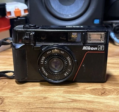 Cámara fotográfica compacta Nikon L35AF L35 AF 35 mm solo para piezas Foto 1 de 3