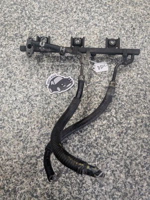Mazda MX-5 Miata Fuel Rail 94-97 1.8 - Image 1 of 4