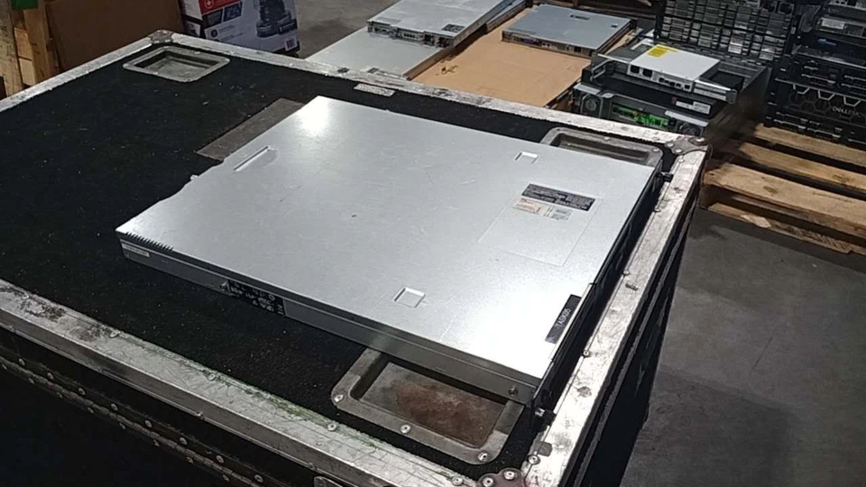 DELL POWER EDGE R200 SERVER MODEL - Image 1 of 1