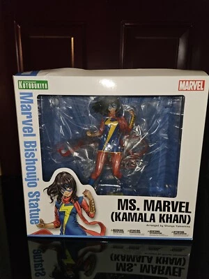 Marvel Bishoujo Ms. MARVEL (KAMALA KHAN) Estatua por Kotobukiya (Caja dañada) Foto 1 de 4