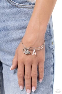Paparazzi ~ Making It INITIAL Silver Charm Bracelets ~ 🔥NEW RELEASE 2024🔥 - Imagen 1 de 1