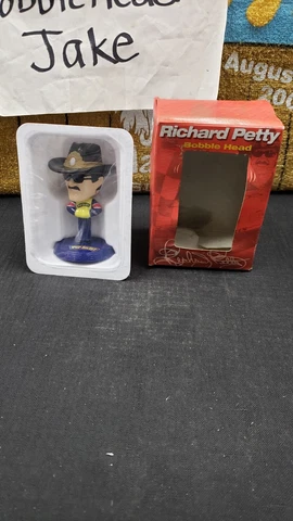 NIB 2002 4" RICHARD PETTY POP SECRET POPCORN BOBBLEHEAD SEALED NORTH CAROLINA Cover