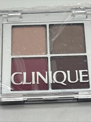 Clinique все о тени quad. Hazy, балетная плоская, шоколадная вишня, малина - Изображение 1 из 3