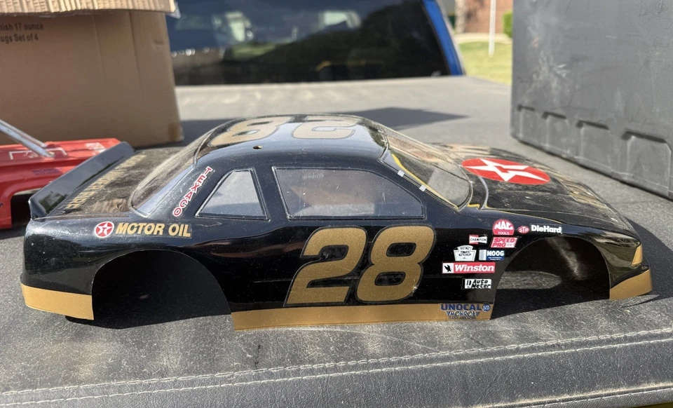 1/10 Scale Vintage Texaco Davey Allison RC Nascar Buick Regal Body Pan Car - Image 1 of 4