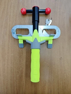 Bullock Excellence Antifurto Blocca Pedale per Auto con Cambio Manuale X - Immagine 1 di 2