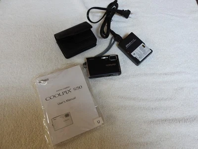 Nikon COOLPIX S50 7.2MP Digital Camera - Matte black - Image 1 of 3