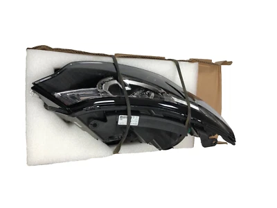 Genuine Land Rover Discovery Sport RH Less Side Marker Front Headlamp LR137228 - Image 1 of 4