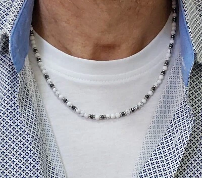 Collana da uomo in pietre dure di howlite bianca e ematite su catena in acciaio - Immagine 1 di 4