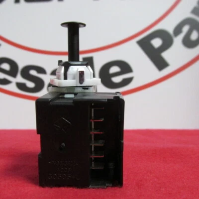 Interruptor de lámpara de freno Dodge Ram Chrysler Jeep NUEVO OEM MOPAR Foto 1 de 4