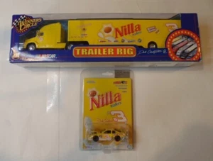 Dale Earnhardt Jr. #3 Nilla Wafers - Lot of 2 - Trailer Rig and 1:64 Stock Car - Bild 1 von 10