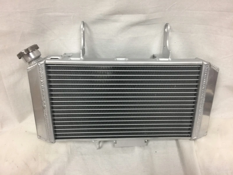 All Aluminum Performance Radiator Suzuki V-Strom 650 2004-2011 Foto 1 de 1
