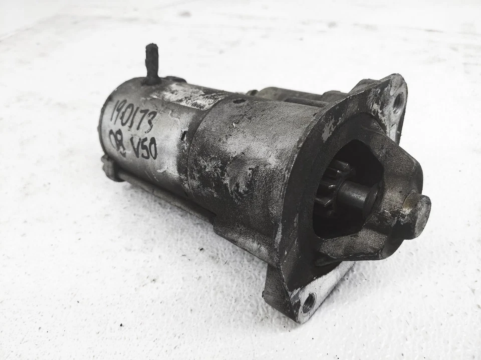 2005-2011 Volvo V50 2.4L 2.5L Starter Motor 360502736 *1.4Kw - Image 1 of 4