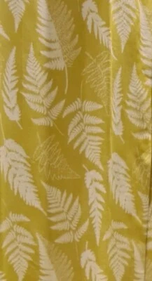 2 eyelet curtains, Size 228 x 228 - Image 1 of 4